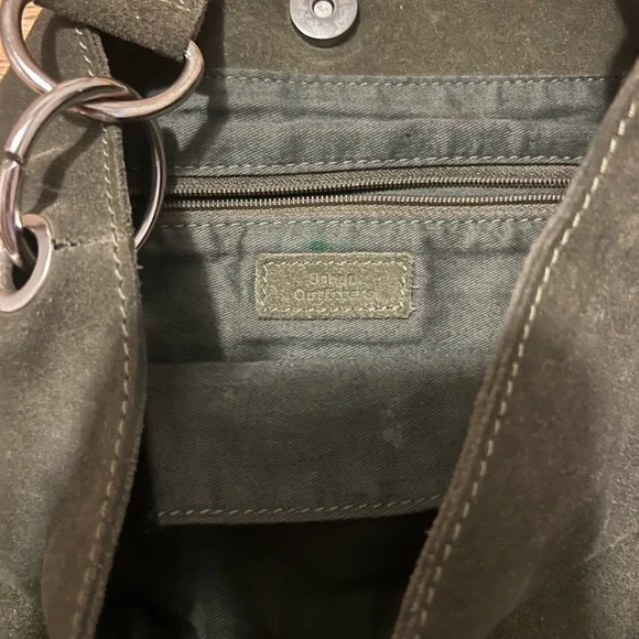 Urban Outfitters Cute Dark Green Suede Crossbody Bag - Picture 2 of 2